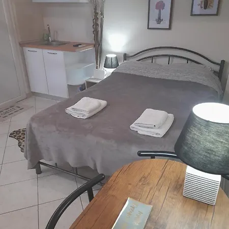 Minimal Studio! Kavala